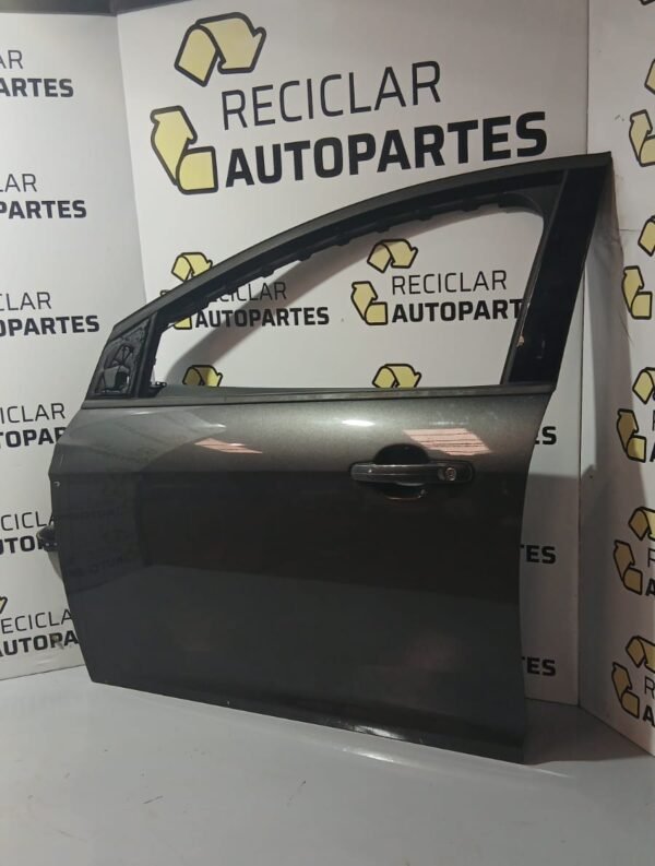 Puerta Delantera Izquierda Ford Focus 3