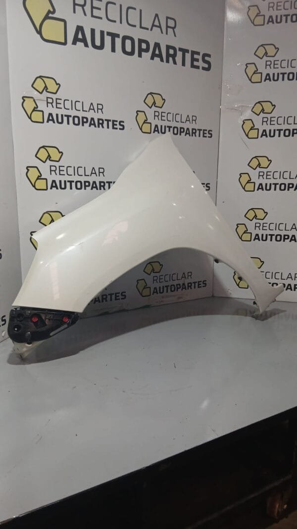 Guardabarro Delantero Toyota Hilux 2019