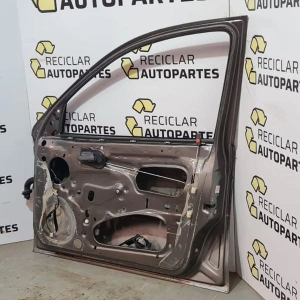 Puerta Delantera Derecha Chevrolet Corsa 3 Puertas