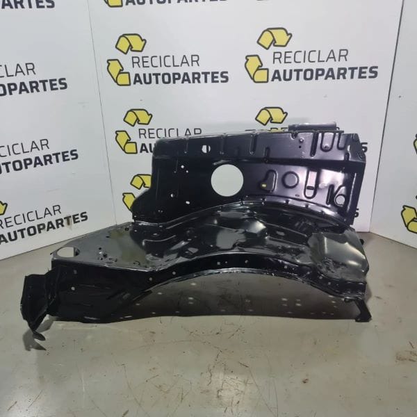 Pasa rueda Delantero Derecho Interno Toyota Hilux 2005-2015