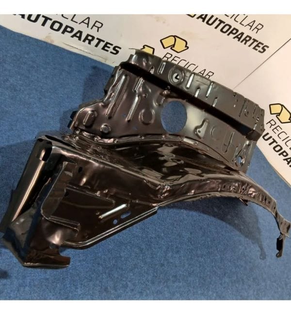 Pasa rueda Delantero Derecho Interno Toyota Hilux 2005-2015