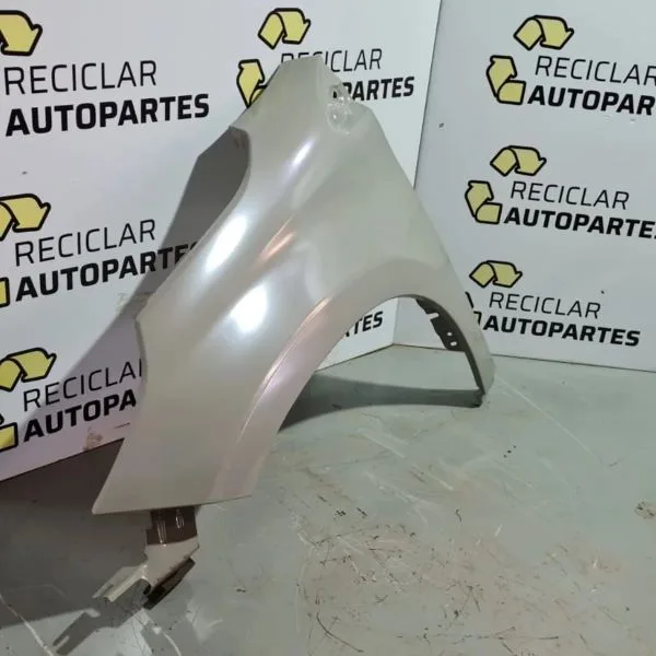 Guardabarro Delantero Izquierdo Peugeot 2008