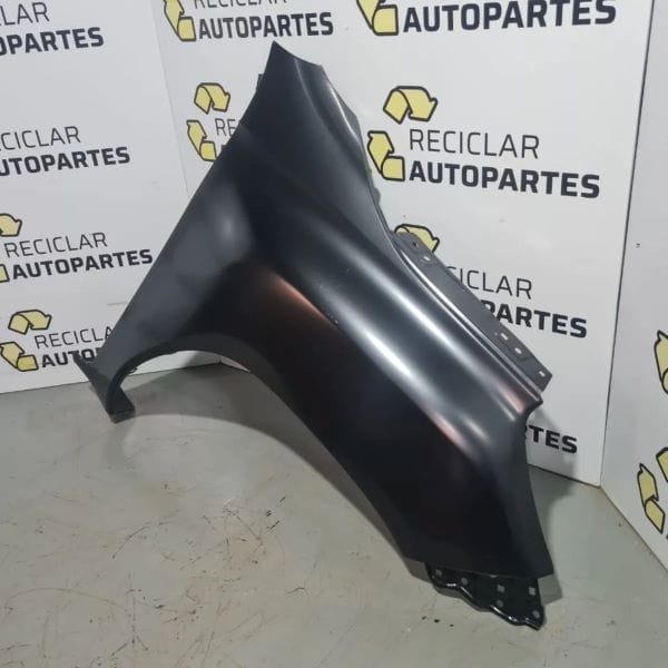 3 Guardabarro Derecho Toyota Hilux 2016-2022