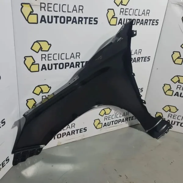 Guardabarro Derecho Toyota Hilux 2016-2022