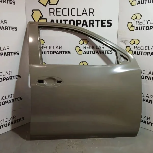 Puerta Delantera Derecha Nissan Frontier Np300 2015-2020