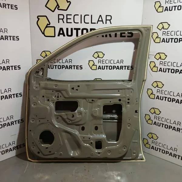 Puerta Delantera Derecha Nissan Frontier Np300 2015-2020