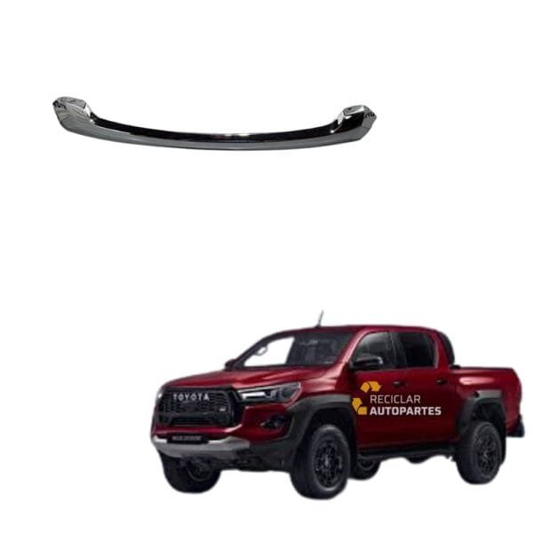 Moldura de Capot Cromada Toyota Hilux 2.4 / 2.8 (2021)