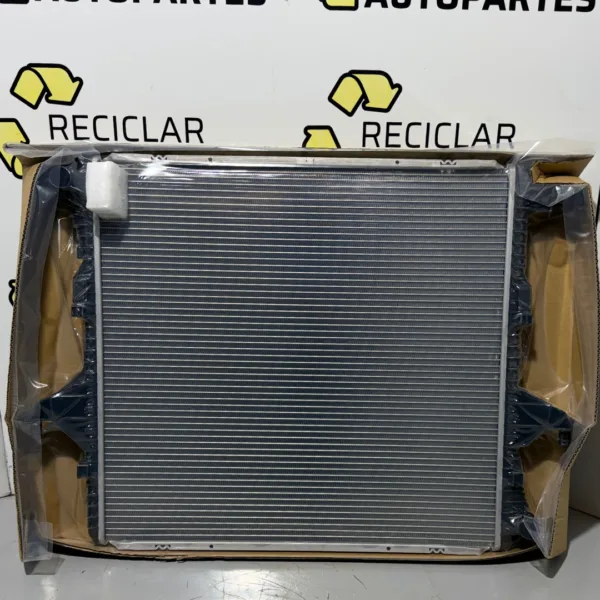 Radiador Volkswagen Amarok  2.0 MT (2010-2016)