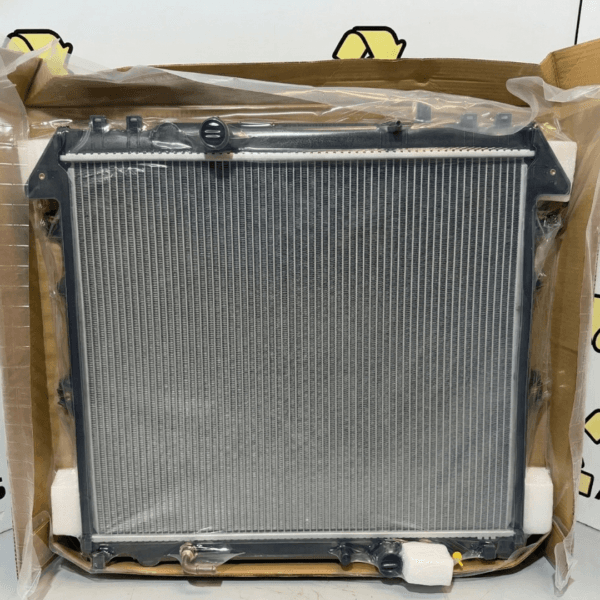 3 Radiador Toyota Hilux 2.5-3.0 AT (2012-2015)