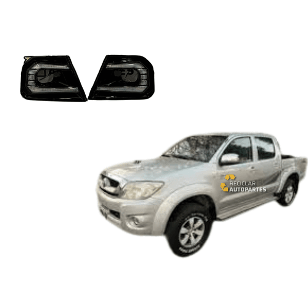 Grilla Central Cromada Toyota Hilux (Modelos 2009 - 2012)