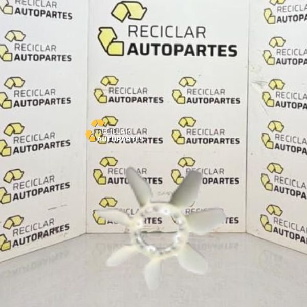 Paleta de Radiador Toyota Hilux 2.8 (2016 - 2026) -