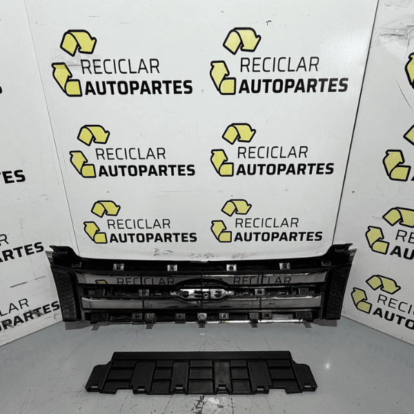 Grilla Central De Paragolpes Cromada Ford Ranger (Modelos 2013 - 2016)