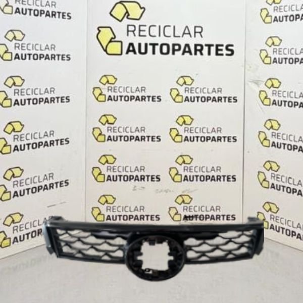 2 Parrilla Superior Central Toyota Hilux SW4 DIAMON 2020-2026