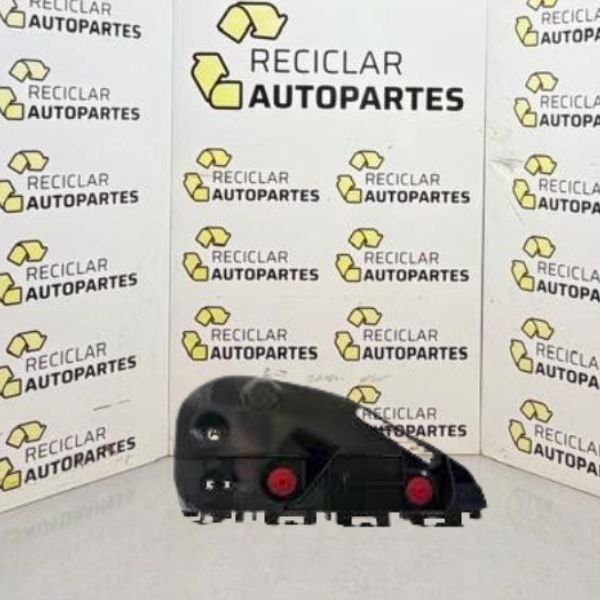 Soporte Paragolpe Delantero Toyota Hilux 2016 SR SRV SRX 4X4