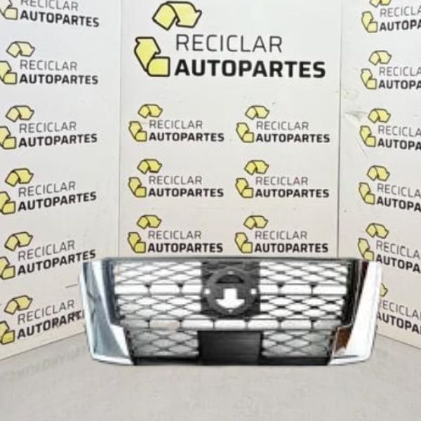 Rejilla Cromada Nissan Frontier 2022-2026 NP300