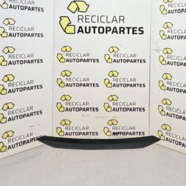 Moldura Negra Nissan Frontier 2022-2026 NP300