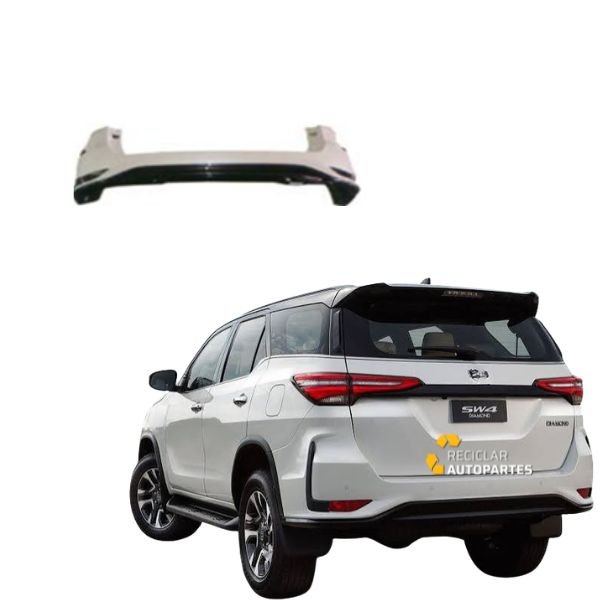 28652 Paragolpe Trasero Toyota Hilux SW4 DIAMOND 2020-2026